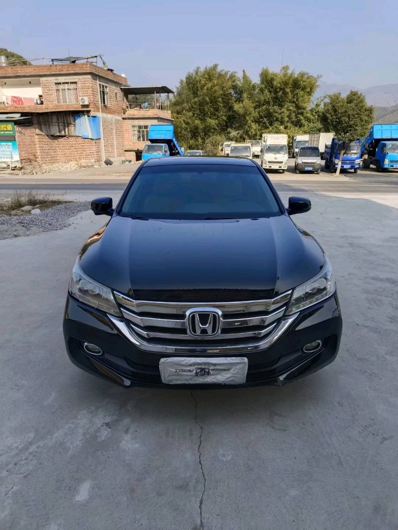 济南14年本田雅阁1