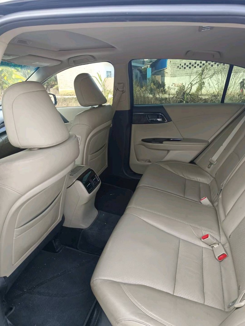 济南14年本田雅阁5