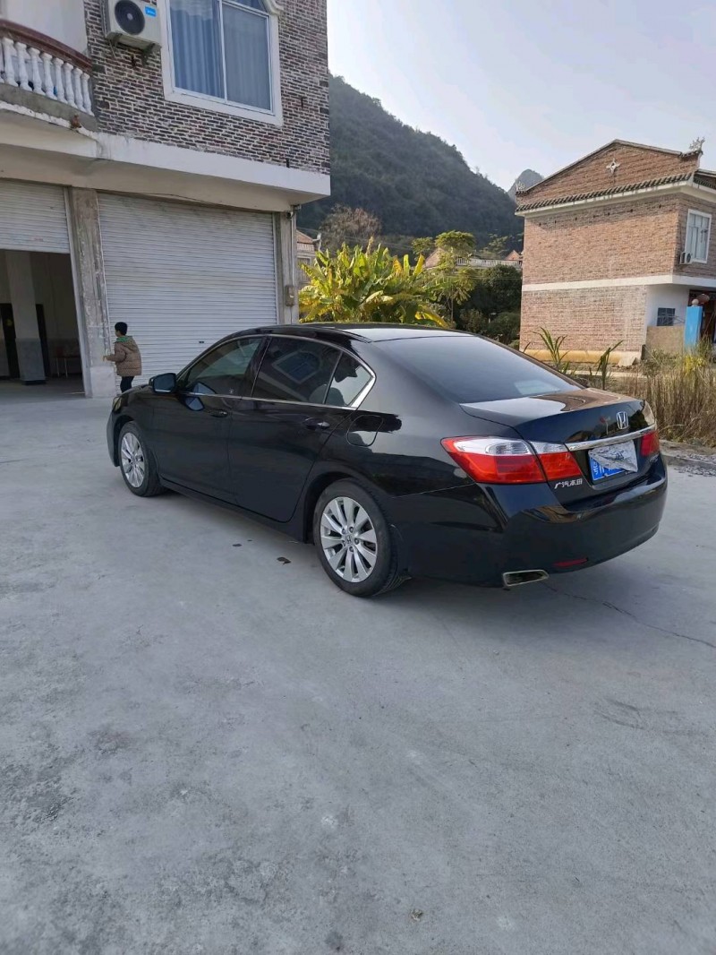 济南14年本田雅阁6