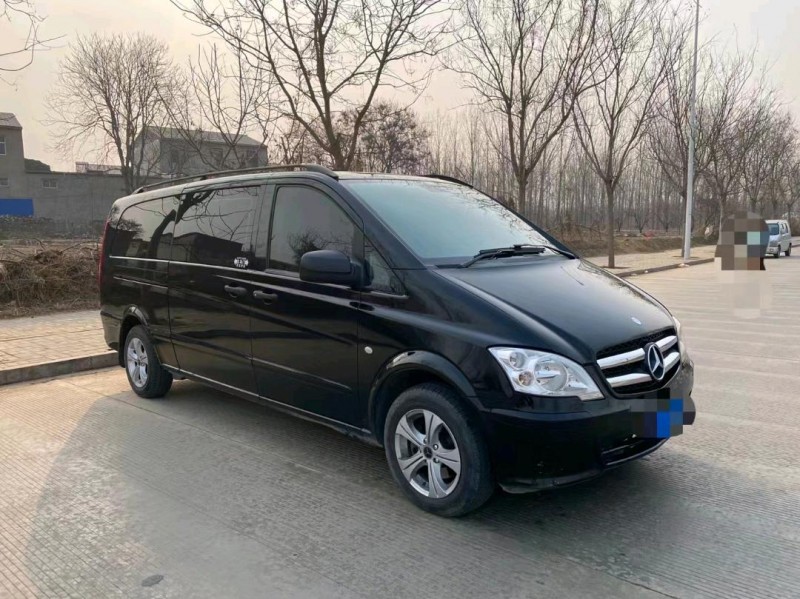 枣庄14年奔驰唯雅诺3