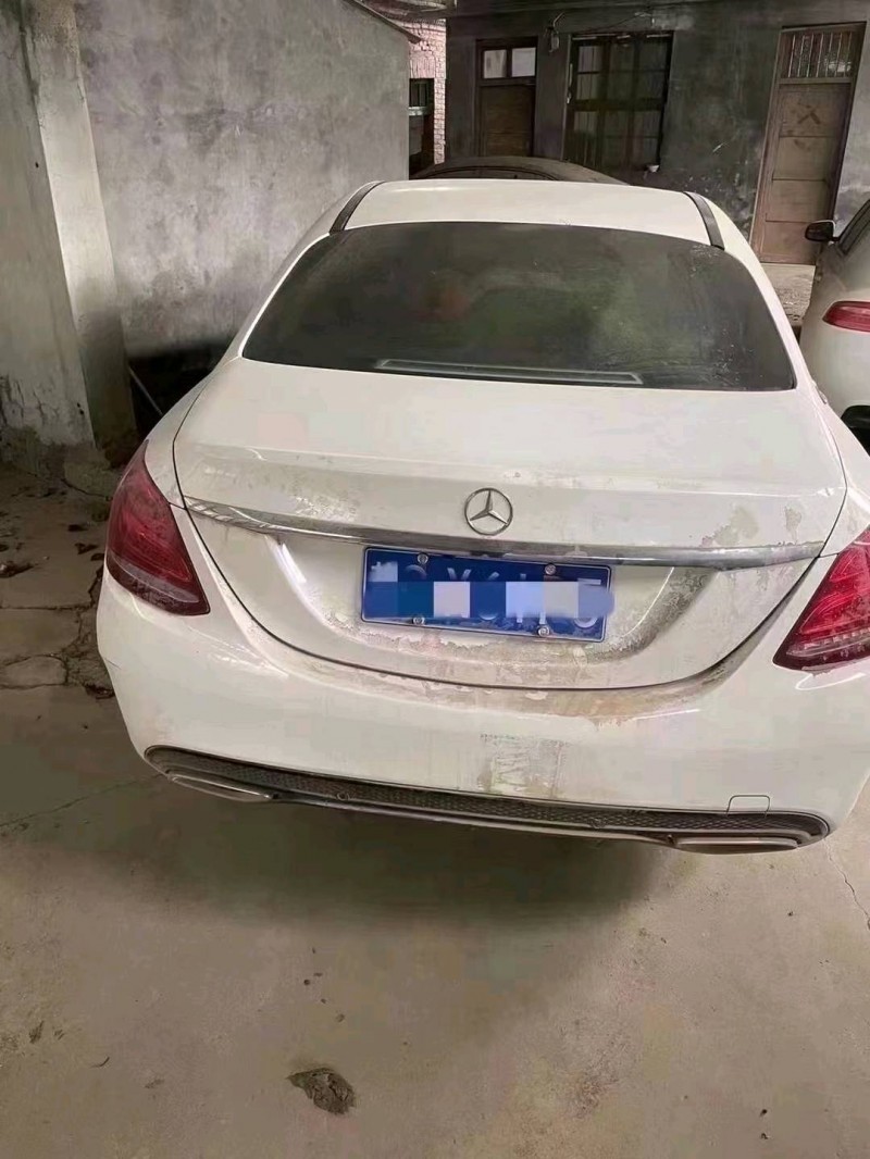济宁17年奔驰C5