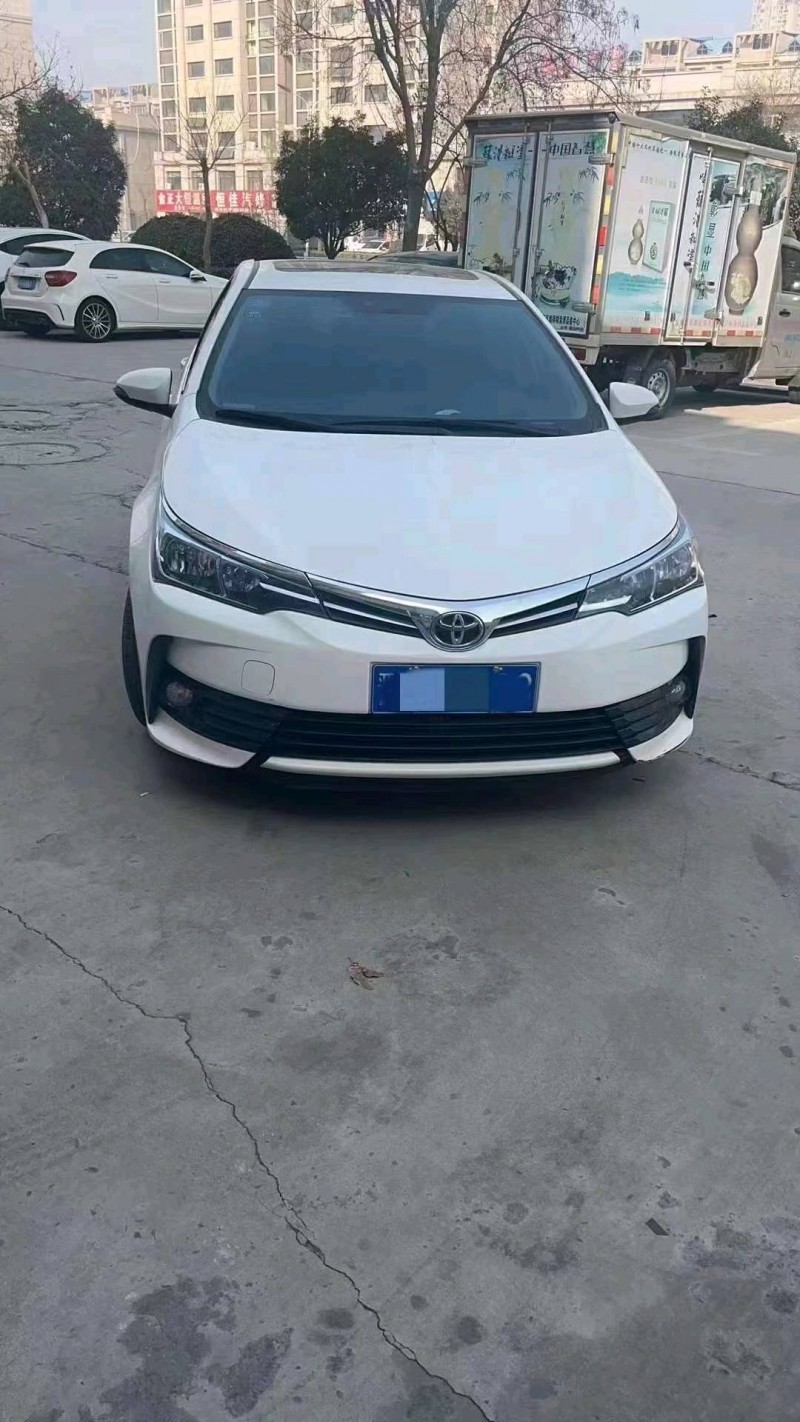 济宁19年丰田卡罗拉4
