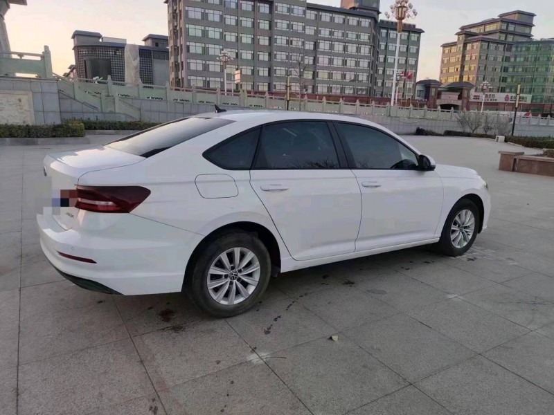 济宁21年大众朗逸7