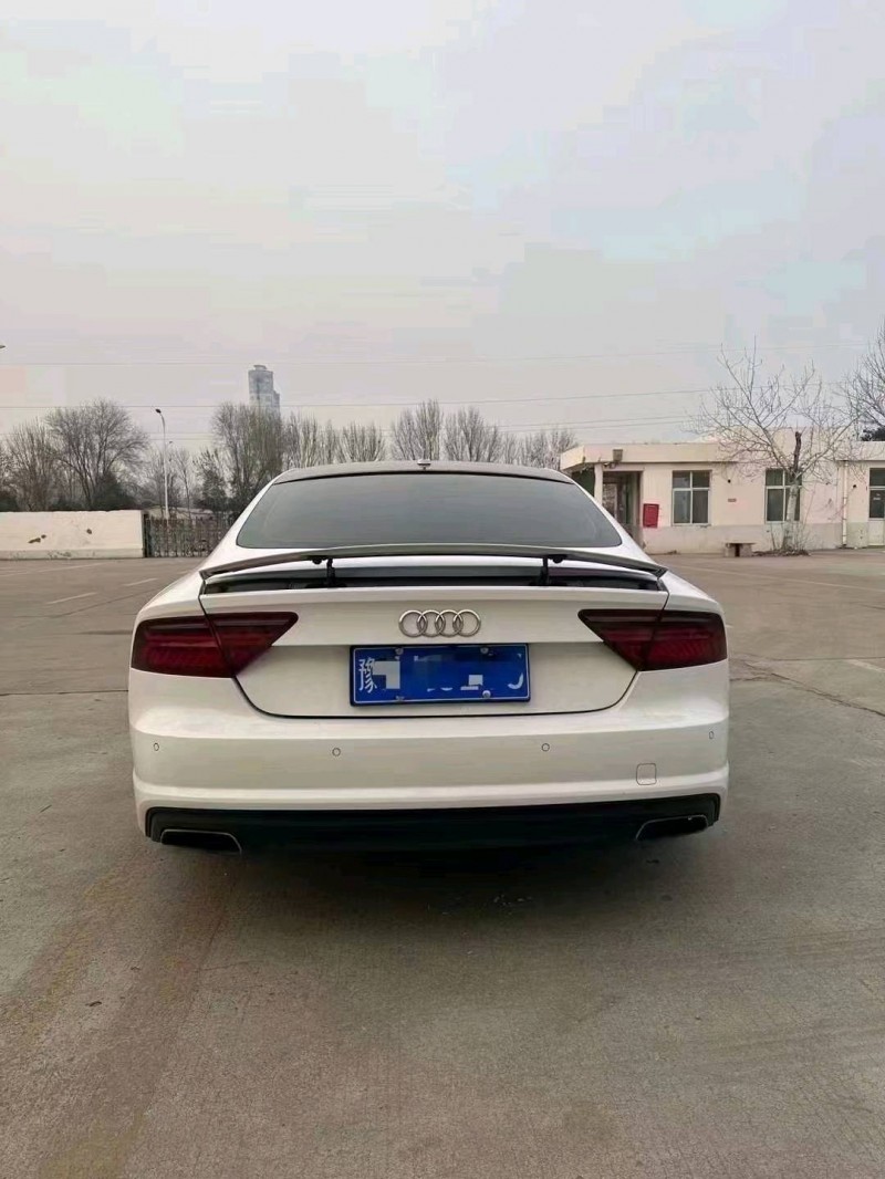 济宁17年奥迪A7L5