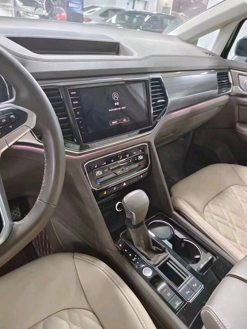 宜昌21年大众威然8