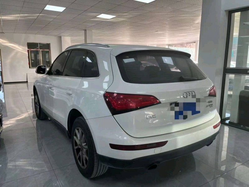 嘉兴13年奥迪Q56