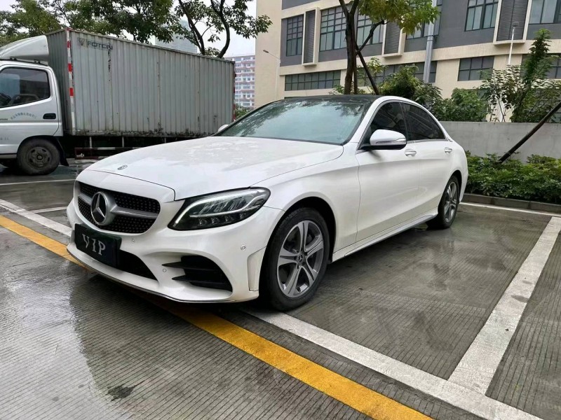 广州19年奔驰C2