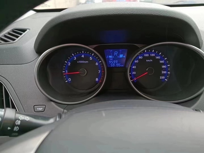 北京16年现代ix352