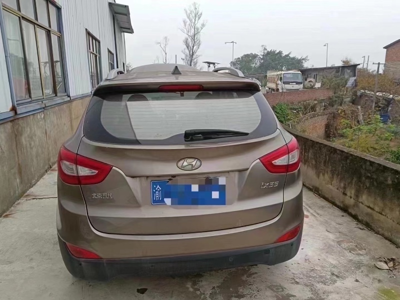 北京16年现代ix354