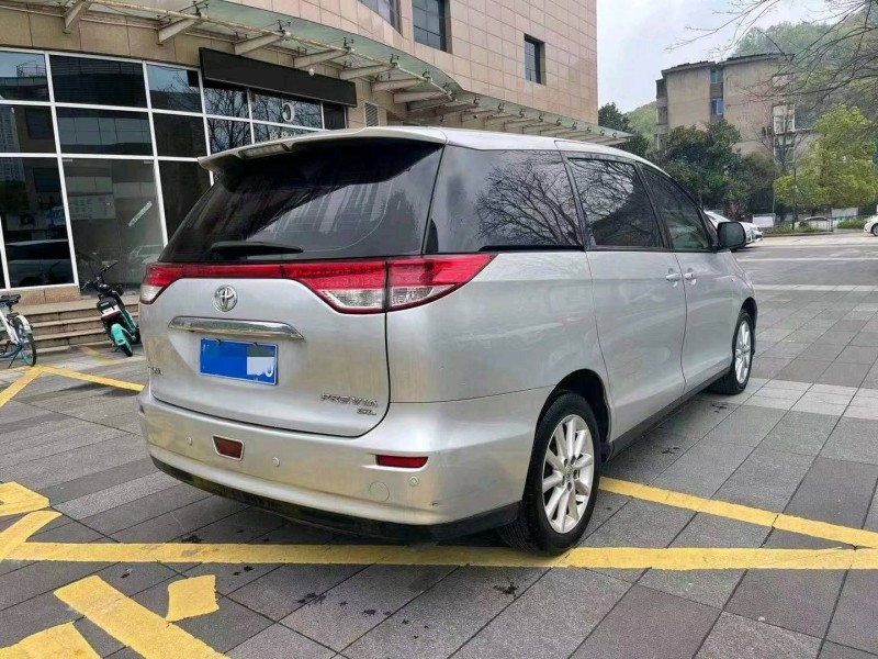 嘉兴13年丰田普瑞维亚4