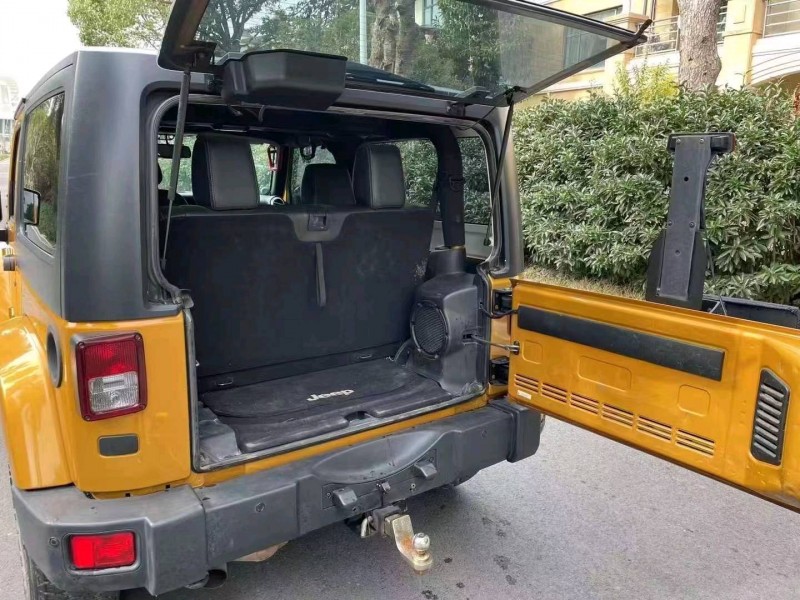 湖州15年Jeep牧马人9