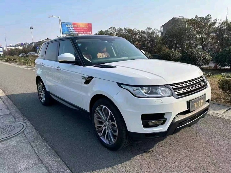 北京17年路虎揽胜运动3