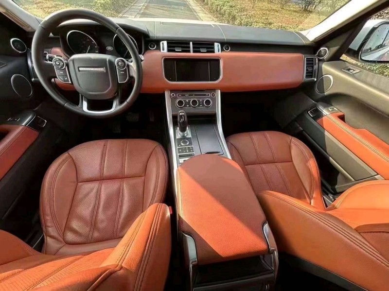 北京17年路虎揽胜运动8