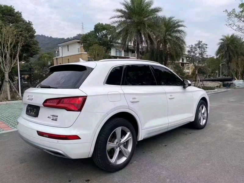 嘉兴20年奥迪Q54