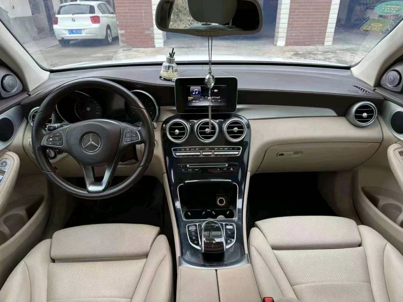 嘉兴16年奔驰GLC4