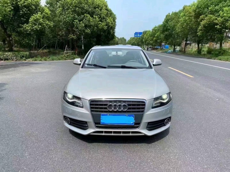 湖州10年奥迪A4L1