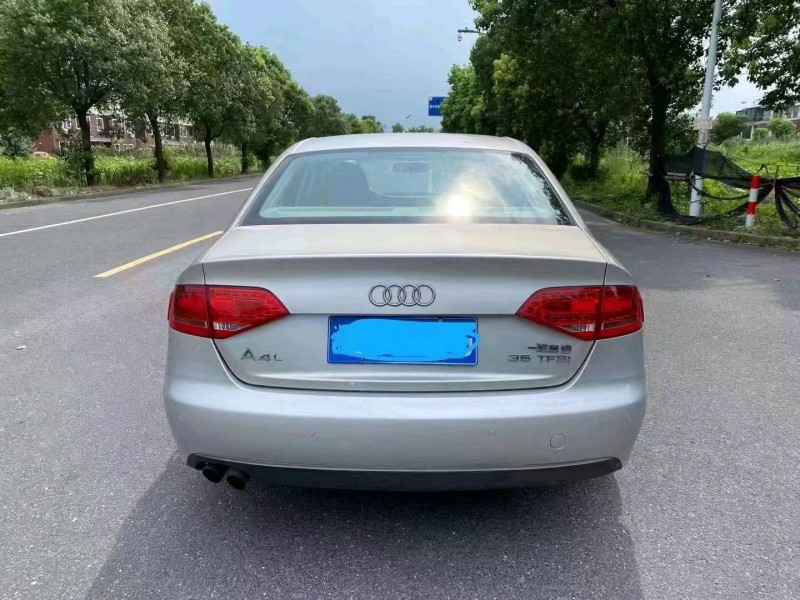 湖州10年奥迪A4L2