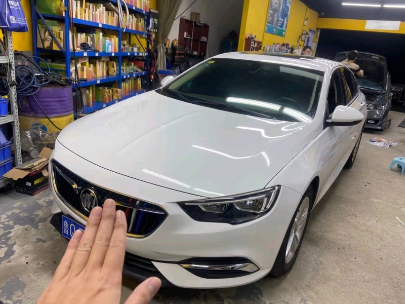 广州18年别克君威1