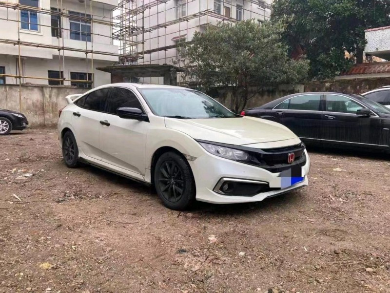 嘉兴21年本田思域4