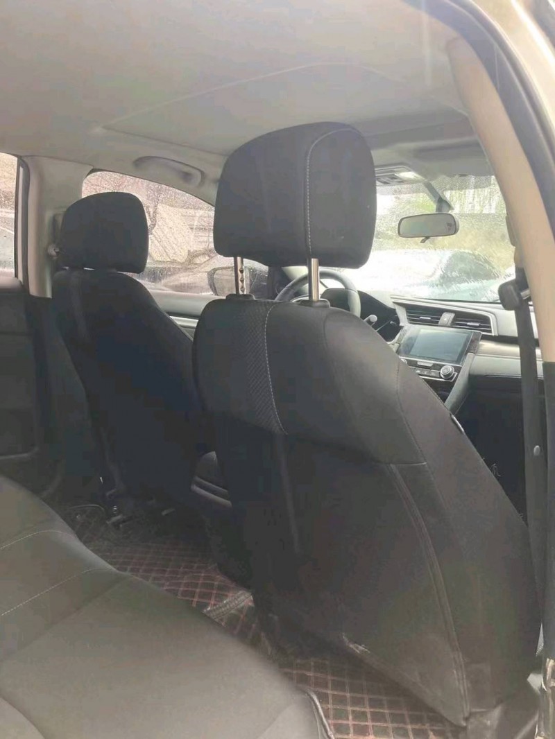 嘉兴21年本田思域6