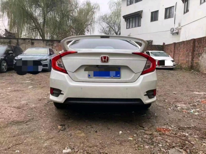 嘉兴21年本田思域9