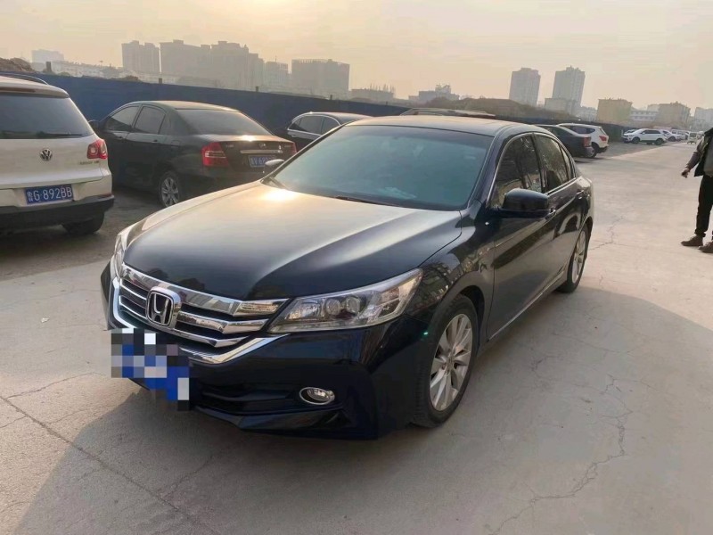 保定14年本田雅阁2