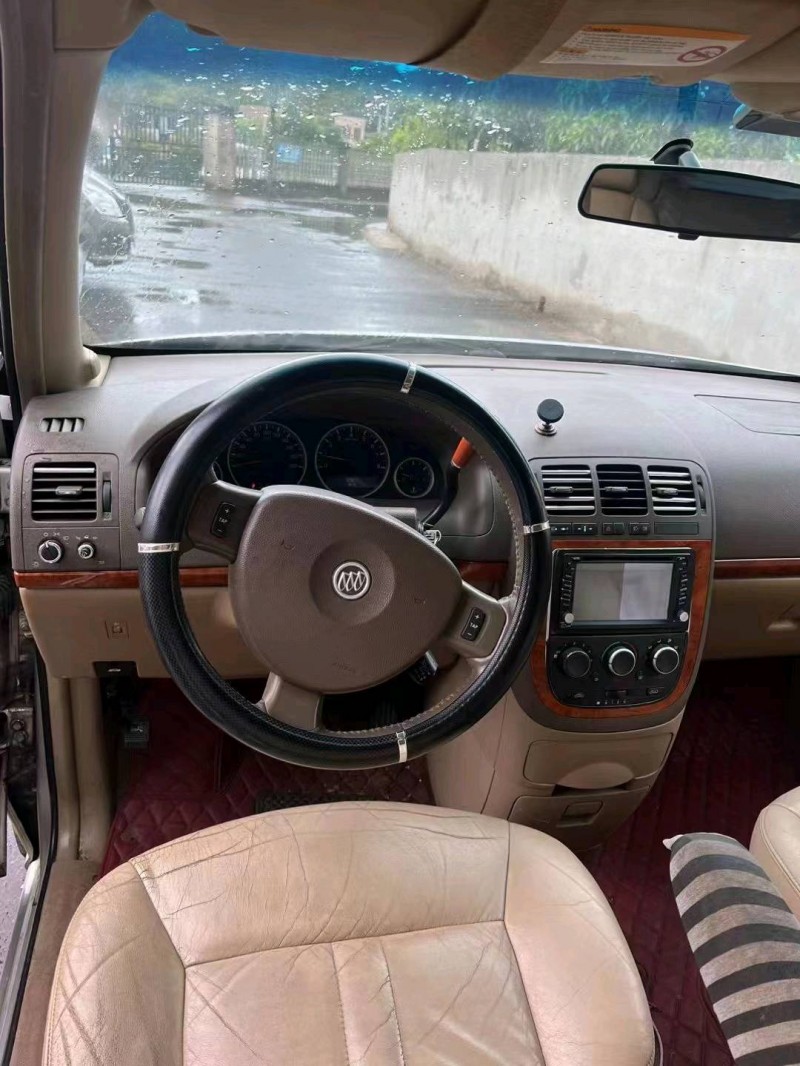 梧州11年别克GL83