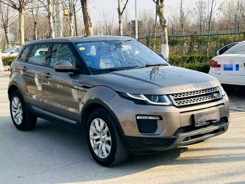 聊城17年路虎极光3