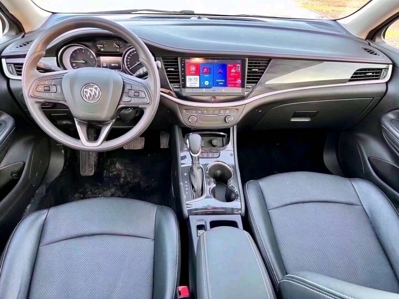 东营22年别克威朗7