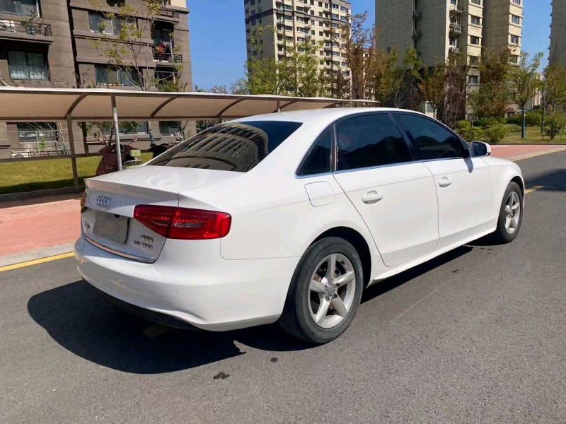 徐州15年奥迪A4L8