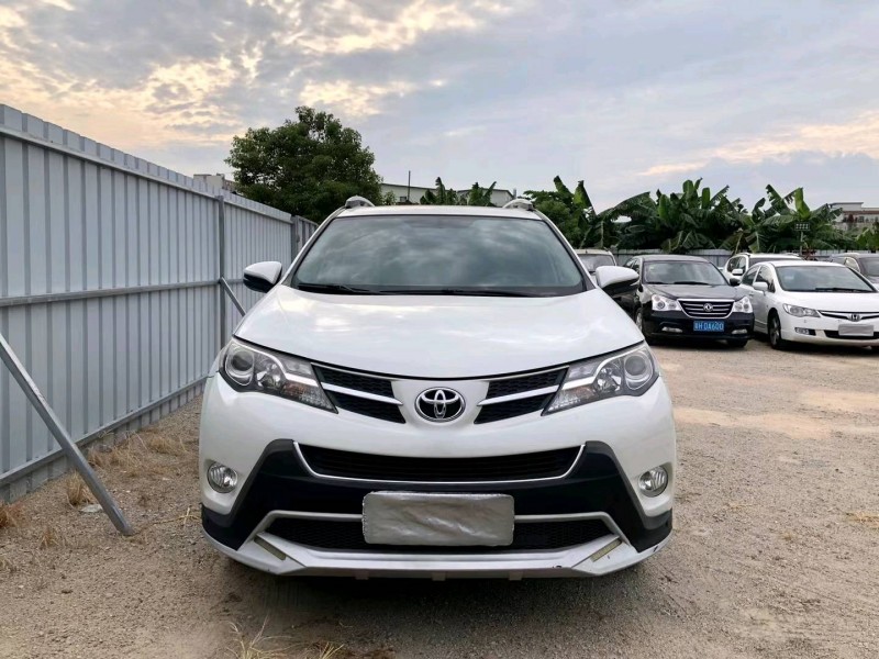 广州16年丰田RAV4荣放1