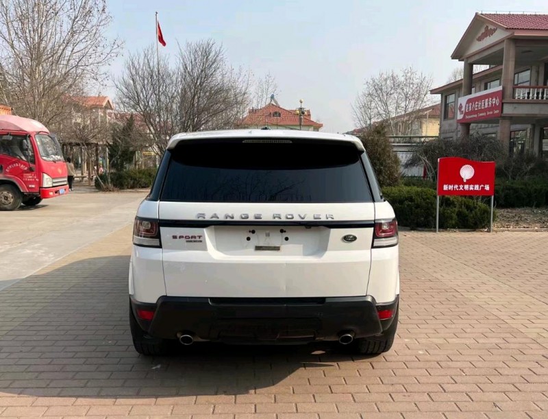 青岛15年路虎揽胜运动6