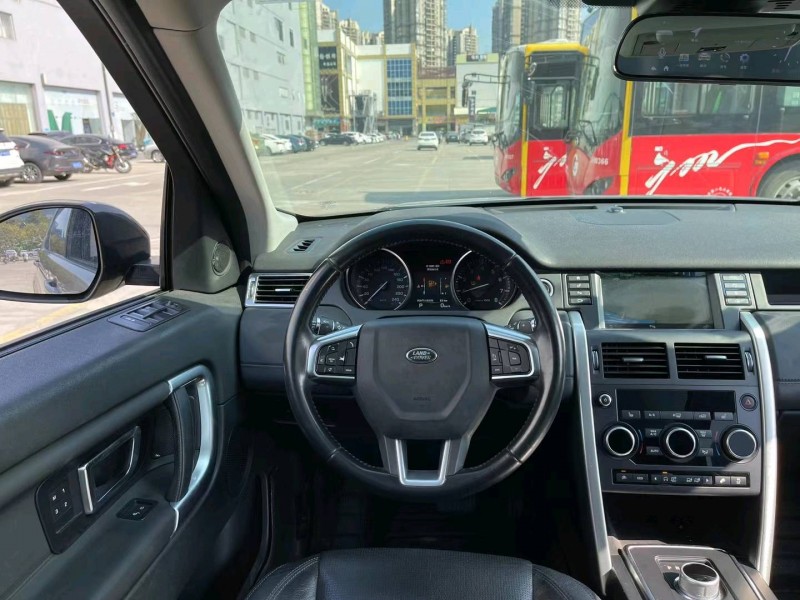 广州16年路虎发现神行3