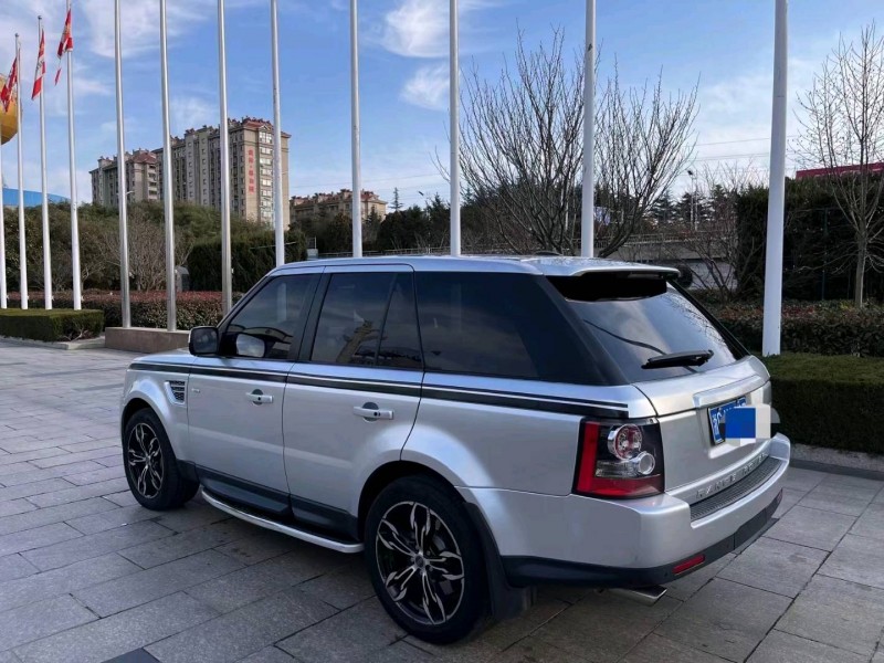 青岛11年路虎揽胜运动7