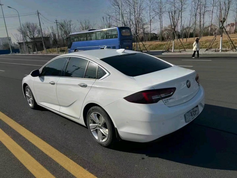 枣庄18年别克君威4