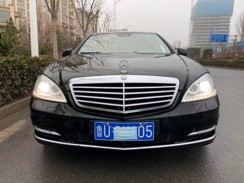 东营13年奔驰S9