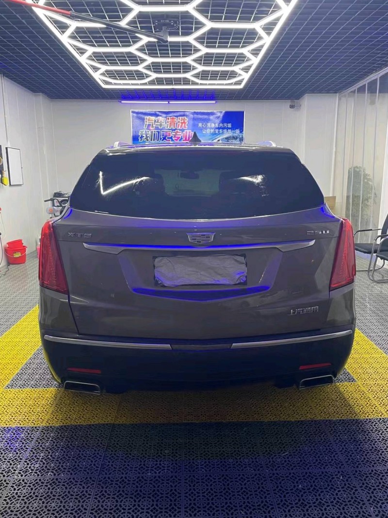石家庄17年凯迪拉克XT51