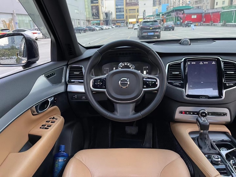 广州18年沃尔沃XC909