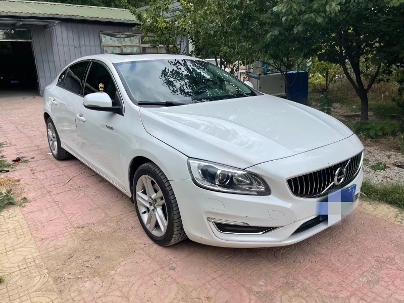 济宁18年沃尔沃S60L4
