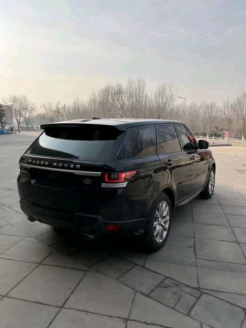 东营17年路虎揽胜运动5