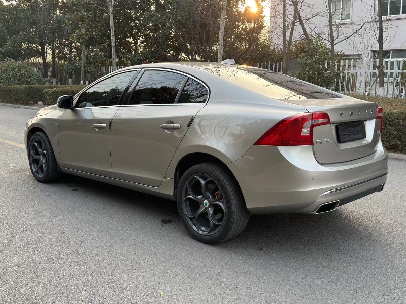 徐州16年沃尔沃S60L3