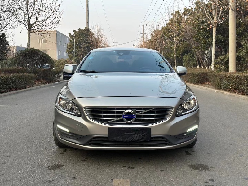 徐州16年沃尔沃S60L1
