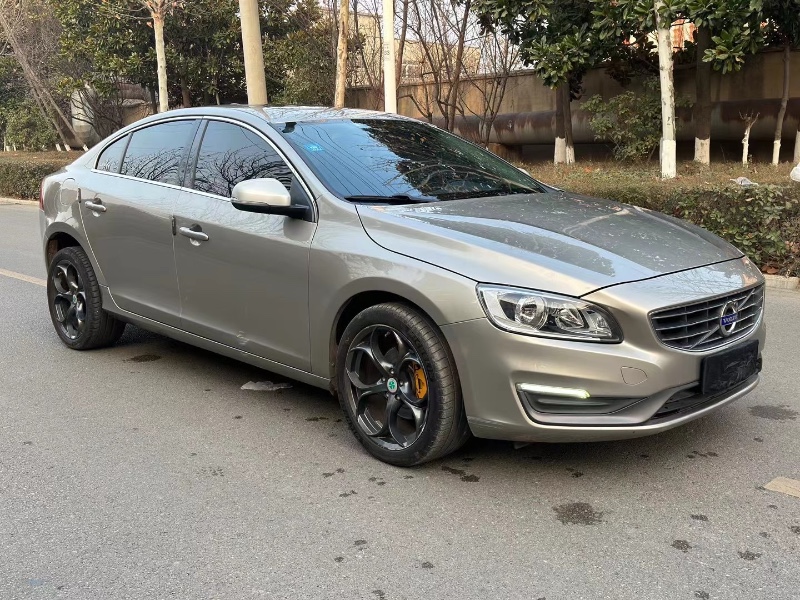 徐州16年沃尔沃S60L5