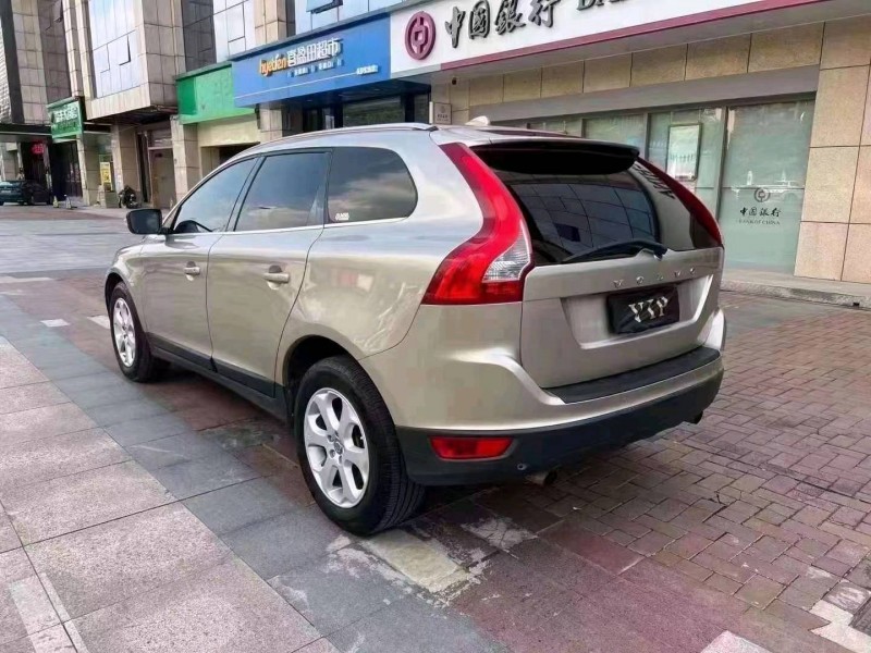 衡陽12年沃爾沃XC604