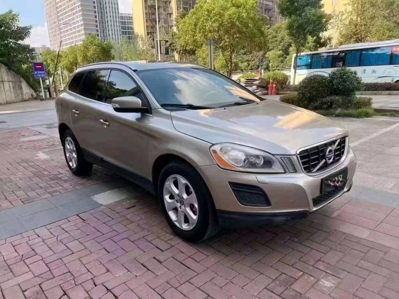 衡陽12年沃爾沃XC609