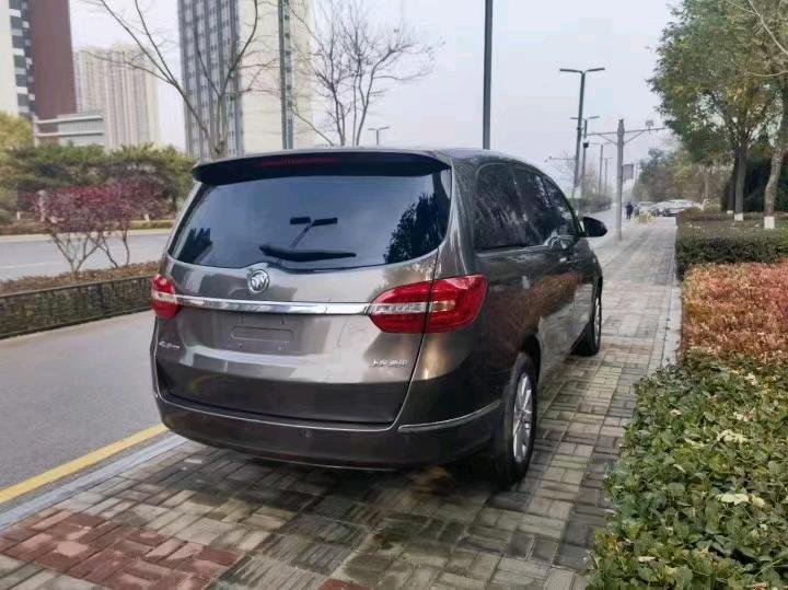 宜昌17年别克GL87