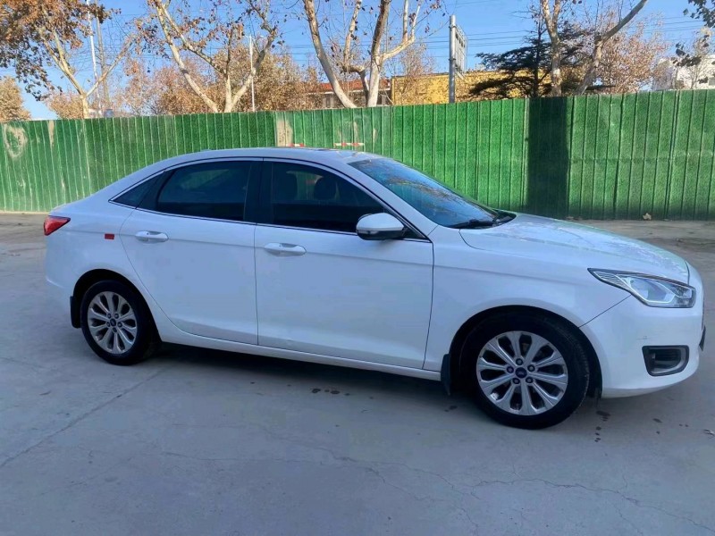 枣庄15年福特福睿斯2