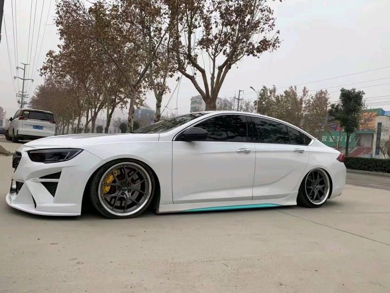 枣庄17年别克君威7