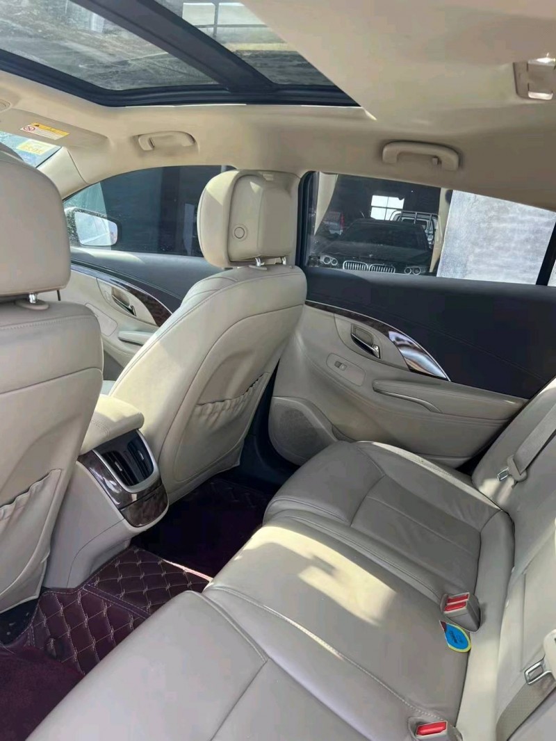 枣庄15年别克君越6