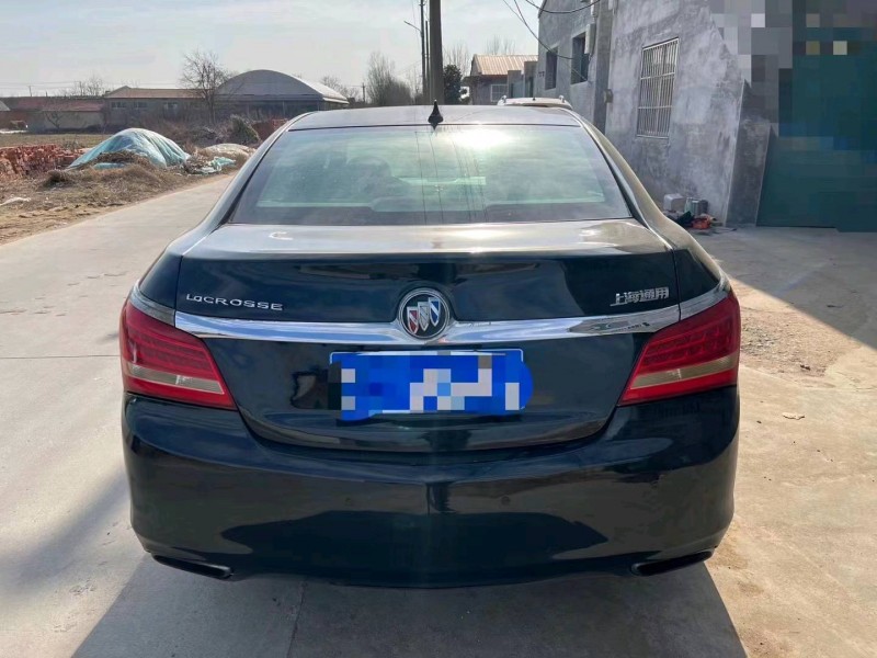 枣庄15年别克君越7